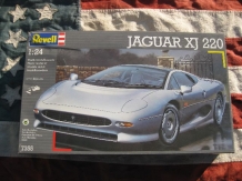 images/productimages/small/Jaguar XJ 220 Revell 1;24.jpg